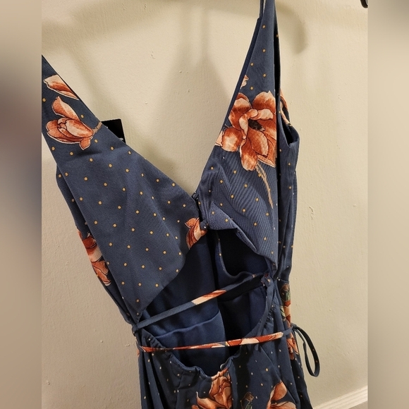 NWT LULUS XS Summer Wrap Dress Floral print open back - Picture 11 of 11